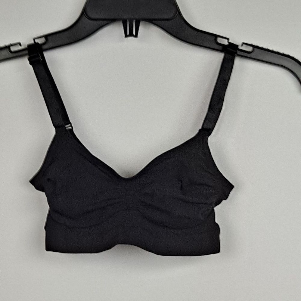 Skims ladies Seamless sculpting bra NWOT‎ - Picture 1 of 7